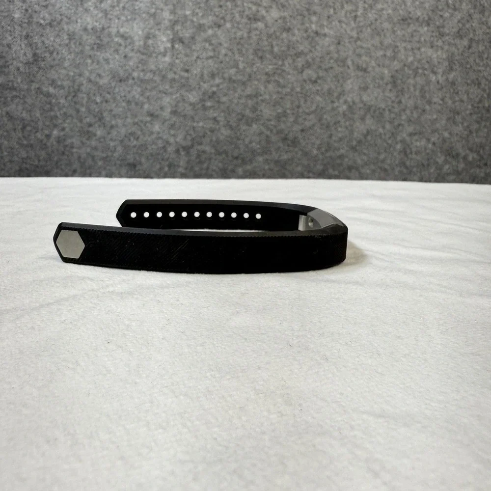Fitbit Alta‎ Model FB406